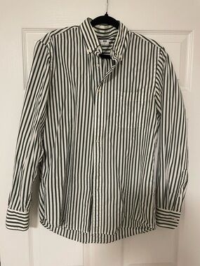 Uniqlo 100% Cotton Green and White Stripe Button-Down